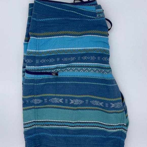 TOAD & CO Blue and Green Cetacean Swim Trunks Mens Size 38 XL Ethical US Company - Picture 3 of 10